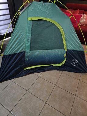 Firefly Green and Navy Pop-Up Tent with Lime Trim
